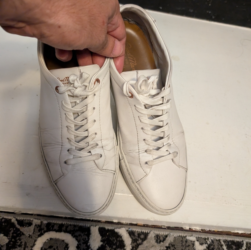 Good Man Men's White Leather Sneakers size 10 - Picture 3 of 8